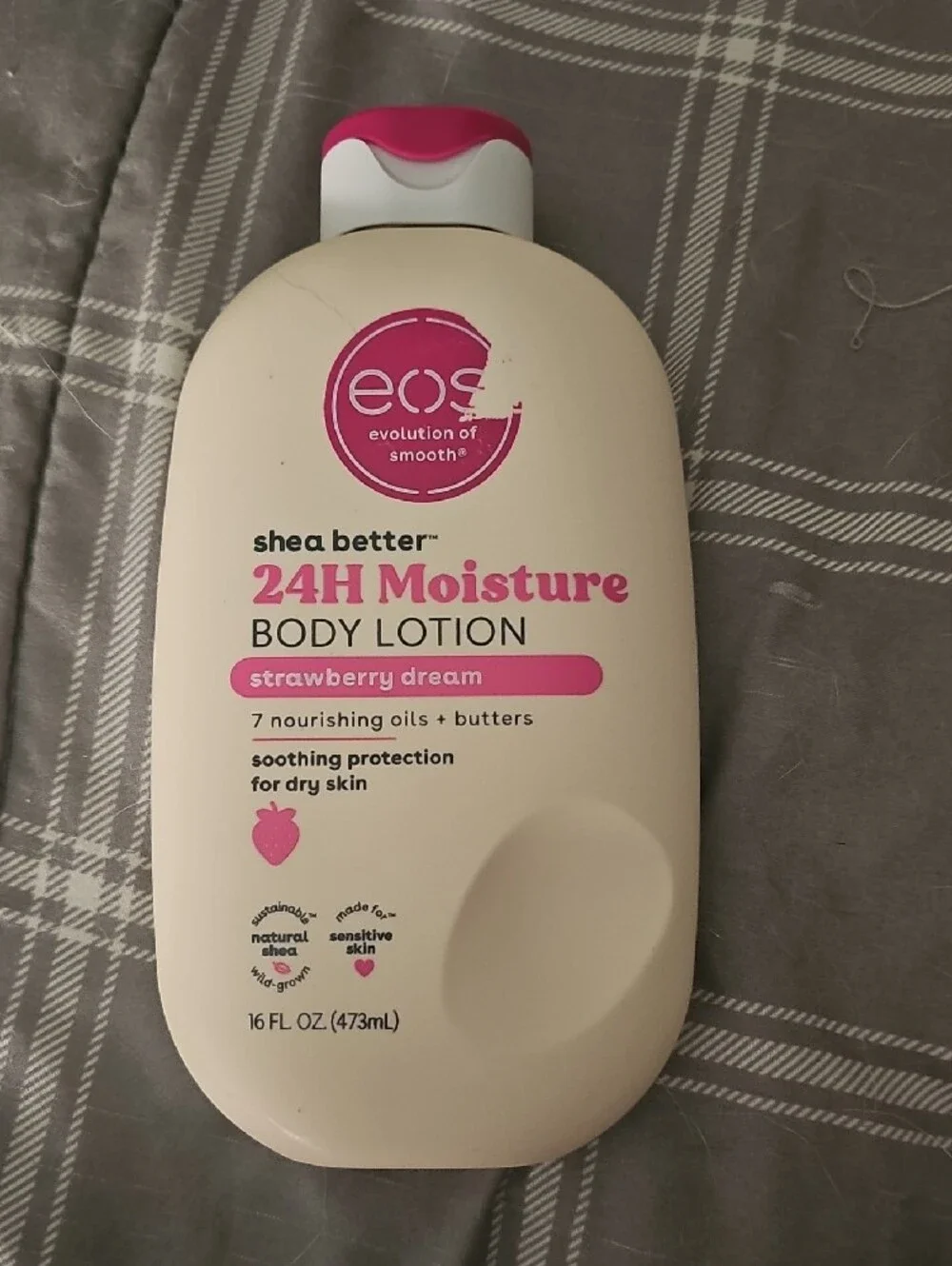 eos 24H Moisture Body Lotion — Pink and Cream